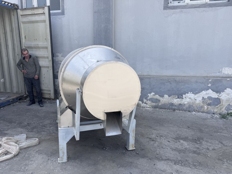 Новый мишалка  нержавеющая сталь 1000л