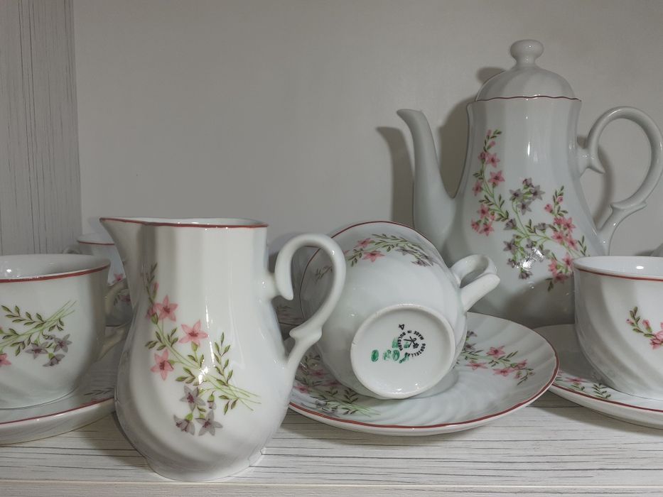 Български порцелан сервиз за кафе/чай