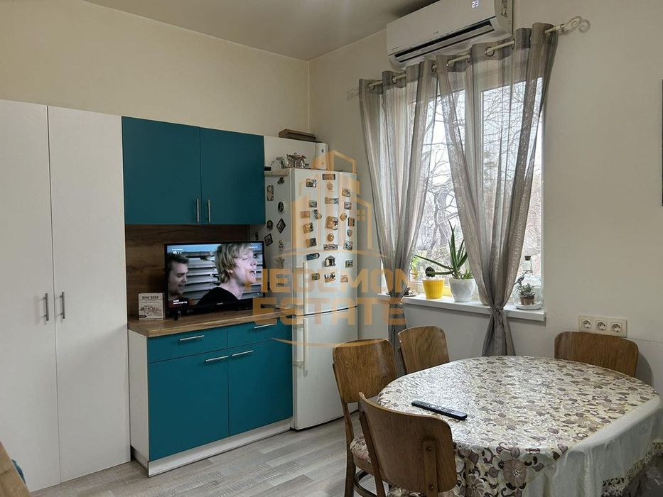 Продава се Тристаен апартамент в Варна, Колхозен пазар - 90 кв.м за 1777 €/кв.м - Снимка #1