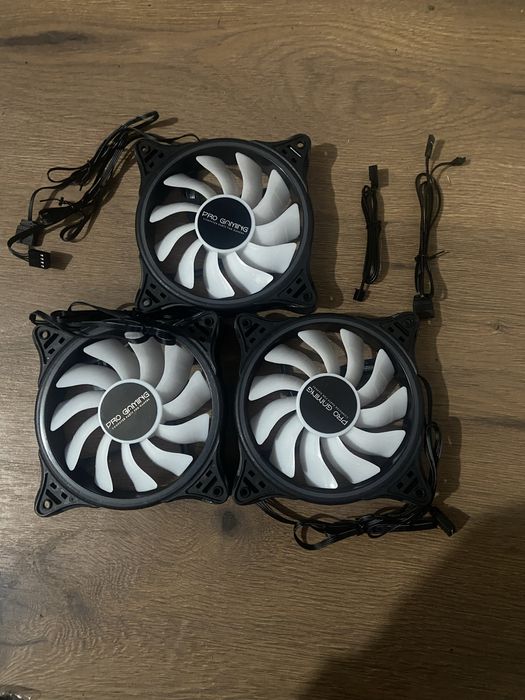 vand ventilatoare carcasa pro gaming