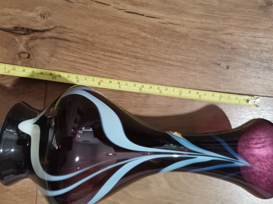 Стъклена ваза цветно стъкло