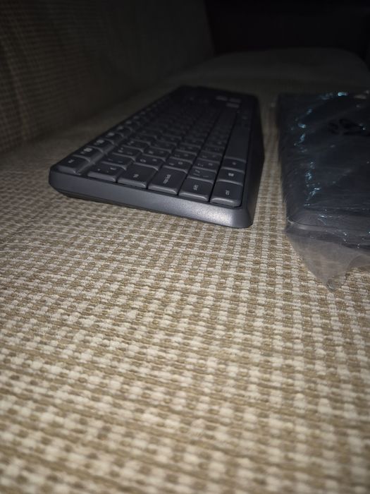 Logitech MK235 2 клавиатуры