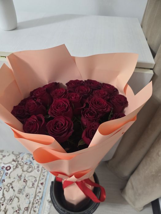 Продам букет свежих роз