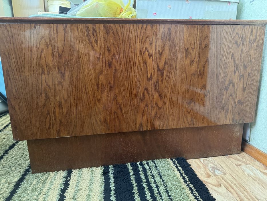 Прочная импортная советкая кровать в отличном состоянии