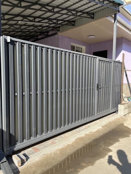 Ворота откатные консольные раздвижные