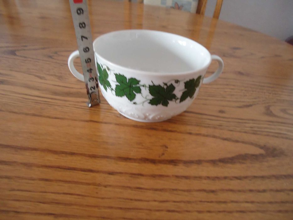 Купичка от баварски порцелан с 2 дръжки