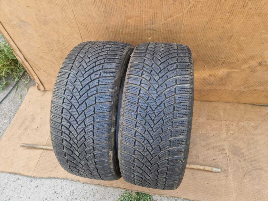 2 Bridgestone R19 225/40 Зимни гуми  DOT2421