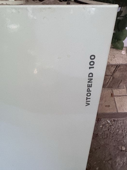 Vând centrală termică Viessmann Vitopend 100