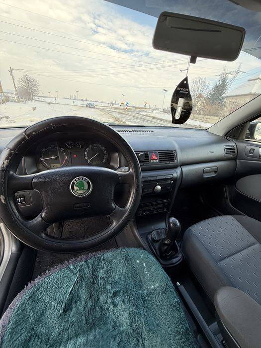 Vând skoda octavia 1