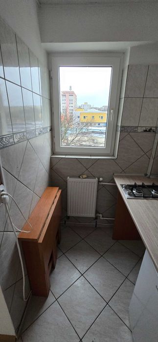 Particular inchiriez garsoniera Piata Minis/IOR/Titan