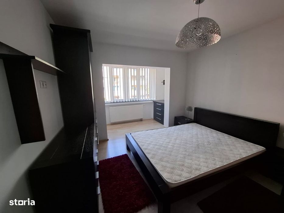 Str. Hortensiei – chirie apartament cu 3 camere, decomandat, etaj 1