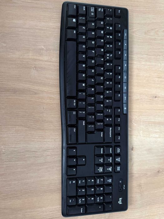 Tastatura Kit Logitech Wireless Desktop MK270