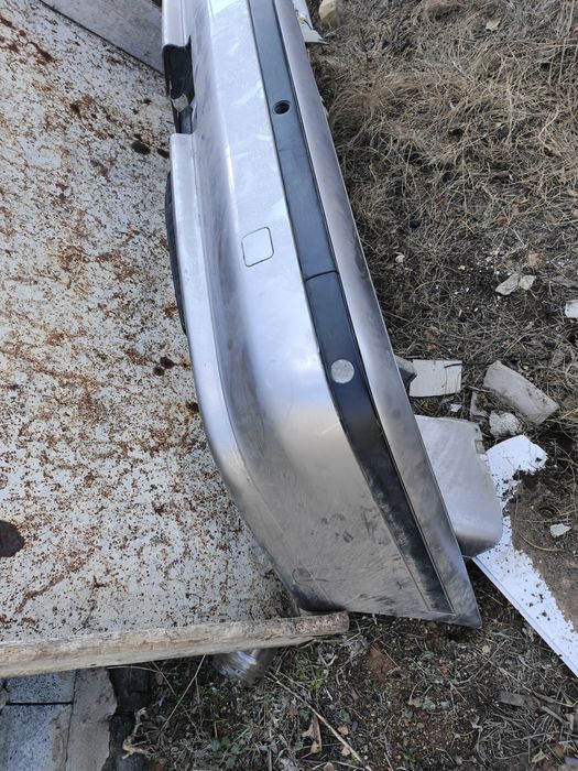 Задний бампер е39