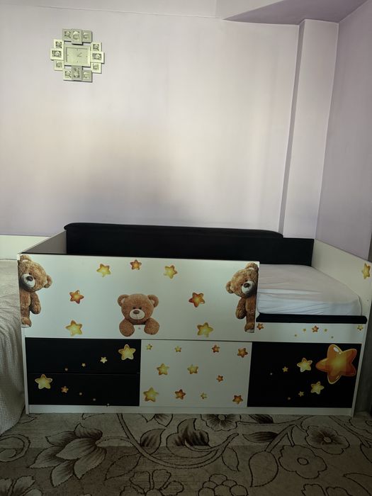 Детская кровать с ящиками