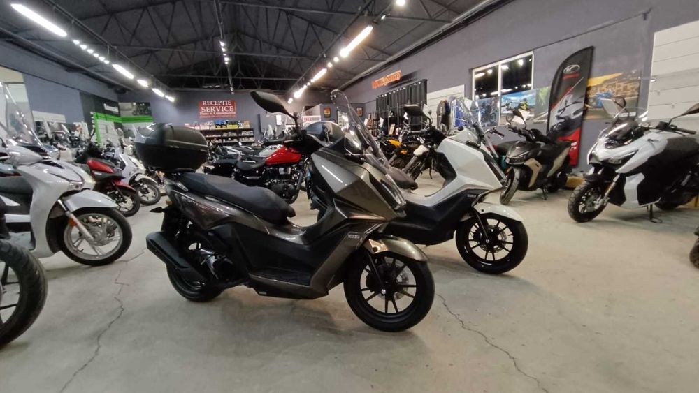 Kymco SkyTown 125i 2025 nou 0km - Kymco Constanta by EST BIKE
