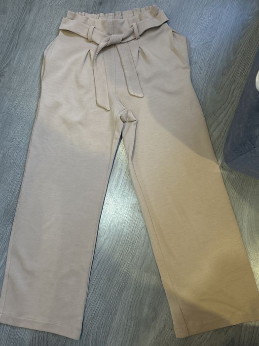 ЧИСТО НОВ детски панталон
