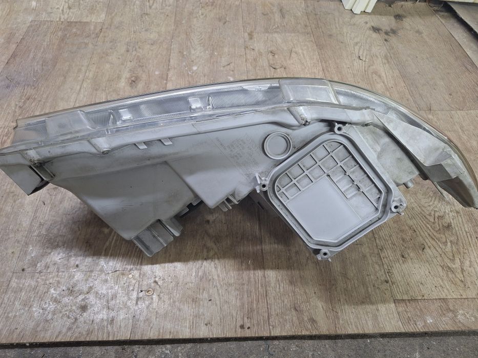 Оригиналный фара камри40 Европеец