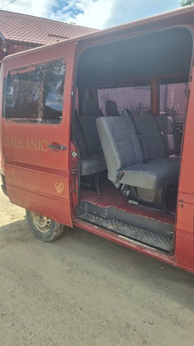 Vând urgent Mercedes Sprinter 8+1 2003