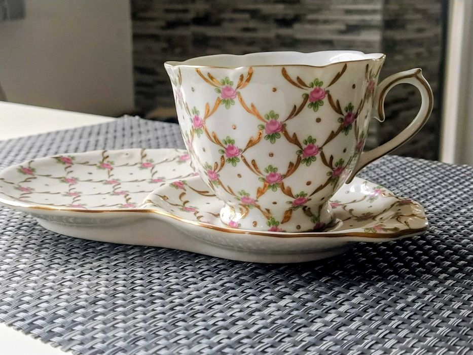 Порцеланова чаша с чинийка "Meander"