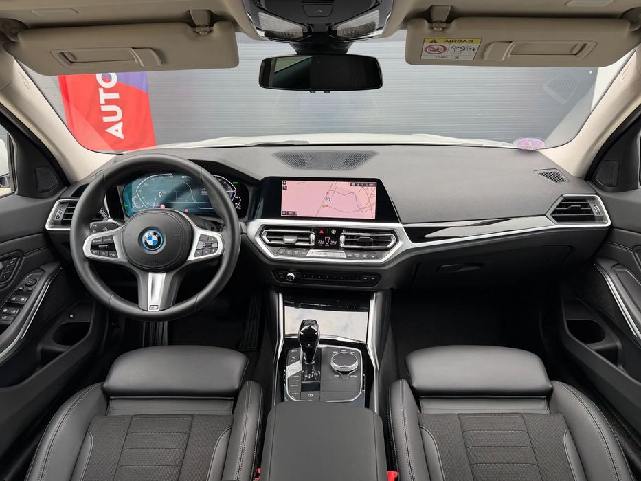 BMW Seria 3 2022 — imagine 2