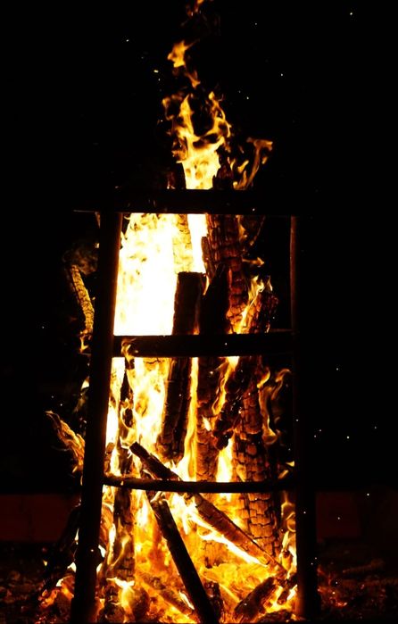 Obiectiv Sony 18-135mm f/3.5-5.6 OSS – Stare Impecabilă (Ca Nou)