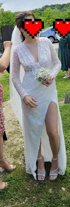 Rochie mireasa  deosebita