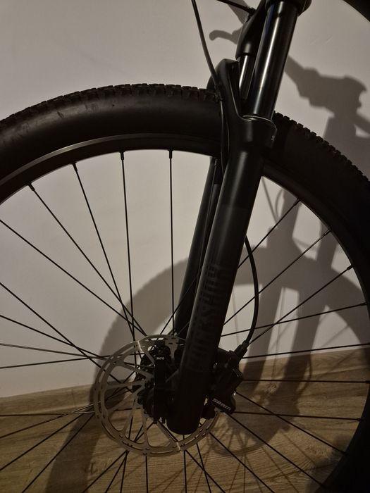 Vând Mondraker model 2023