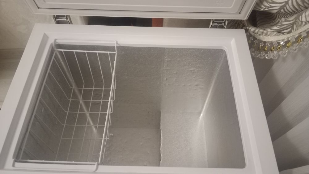 Продам морозильник Атлант 145лит