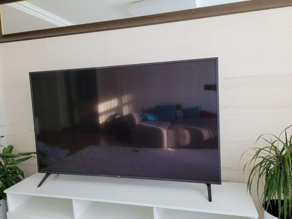 LG 65UQ76006LC 65" (165 см) 4k