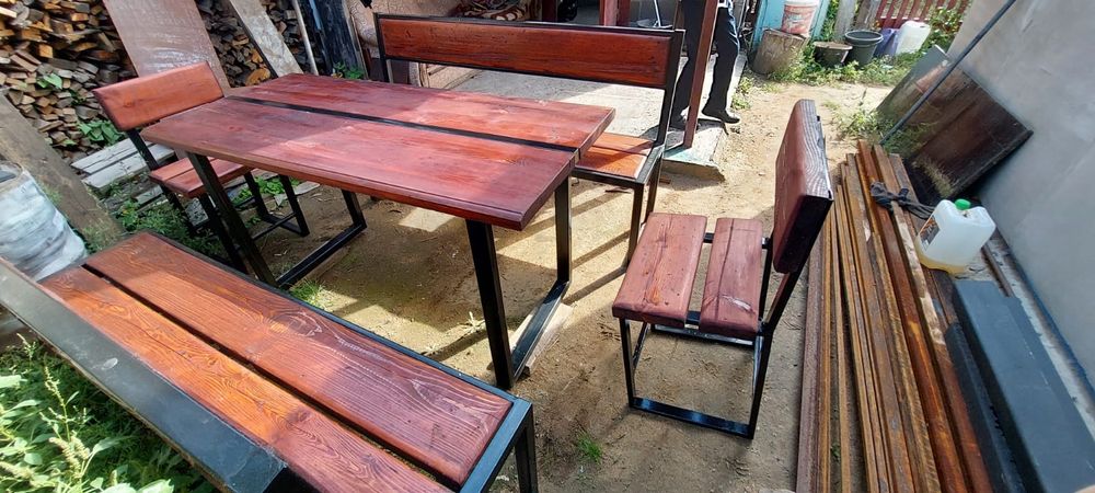 Продам садовую мебель из профтрубы и массива