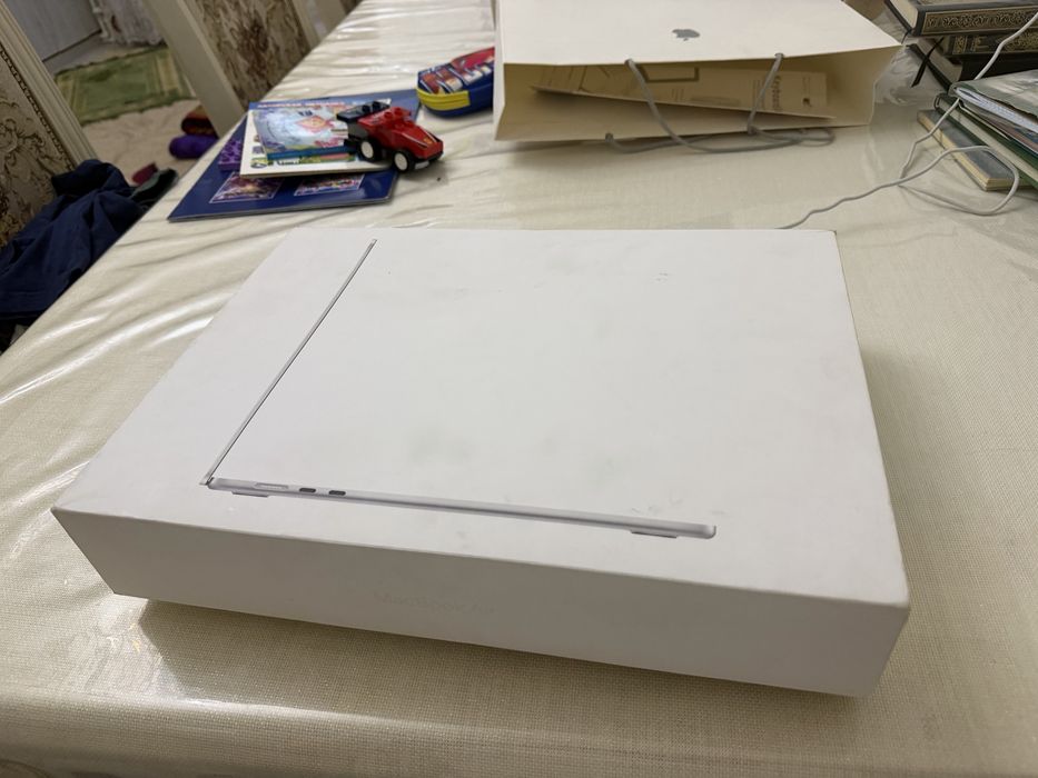 MacBook Air 15 M2 8/256