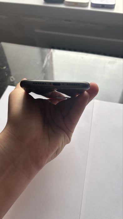 iPhone 11 продается