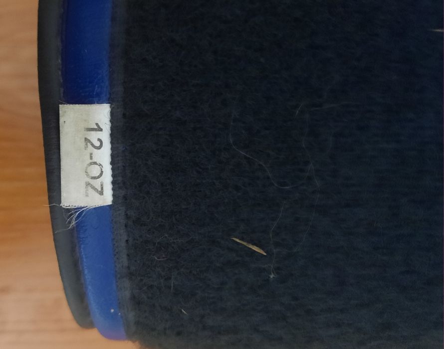 Перчатки боксёрские Аdidas. 12 OZ. Б/у.