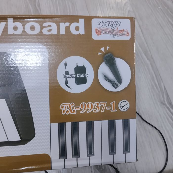 Обучающий детский инструмент синтезатор