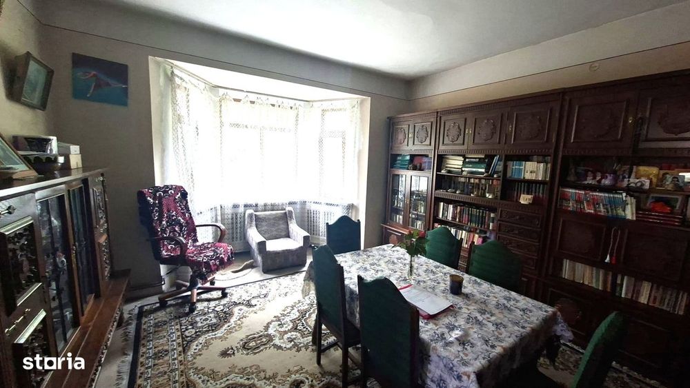 Vanzare un etaj de casă situat ultracentral