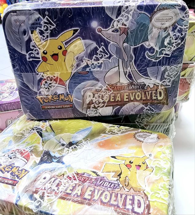 Карти Pokémon в метални кутии
