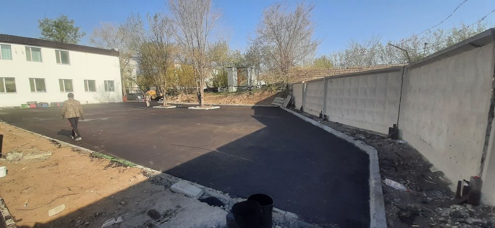 Асфальт. Благоустройство. Бордюры.