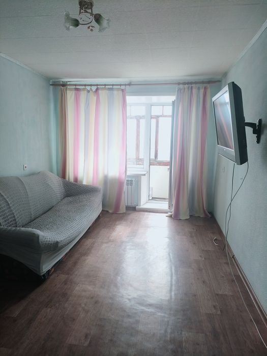 Сдам долгосрочно 2-х комнатную в 20 районе, Корчагина 136