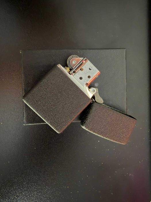 Brichetă Zippo 236 Black Crackle – originală, Made in USA
