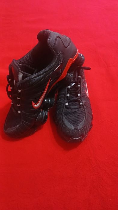 Adidasi Nike originali