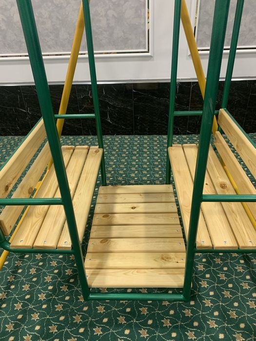 Детский качеля сотилад. Продается детская качеля