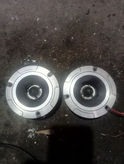 Продам динамики пичалка
