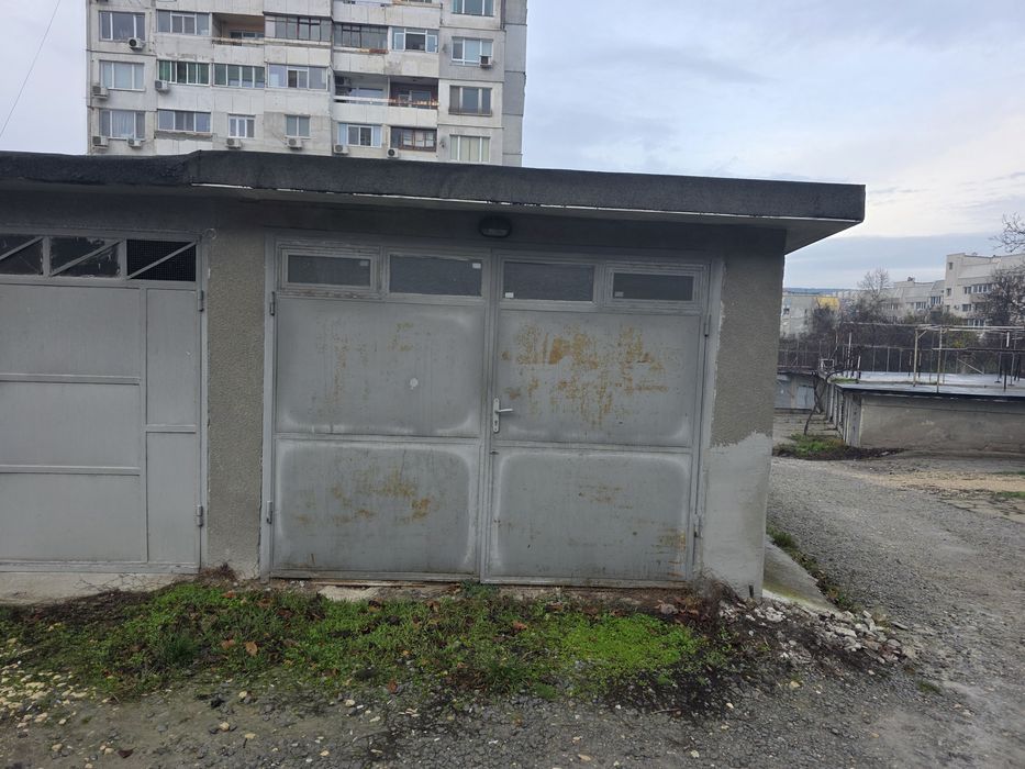 Продавам гараж гр.Шумен