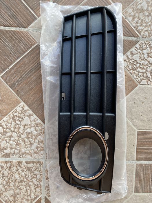 Grile proiectoare Audi A4 B8-Noi