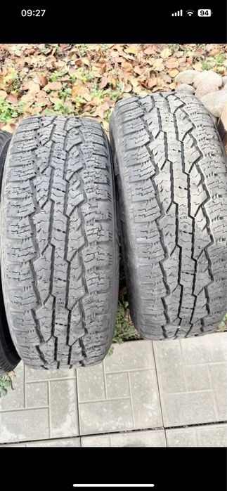 Nokian 235/65/17