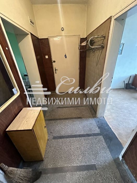 Продава се Тристаен апартамент в Шумен, Център - 75 кв.м за 1224 €/кв.м - Снимка #6