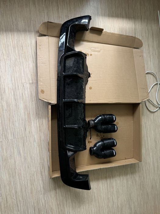 Двойни накрайници Akrapovic 76mm