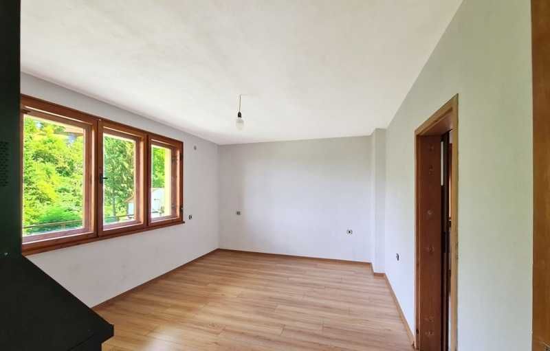 Продава КЪЩА, с. Горановци, област Велико Търново