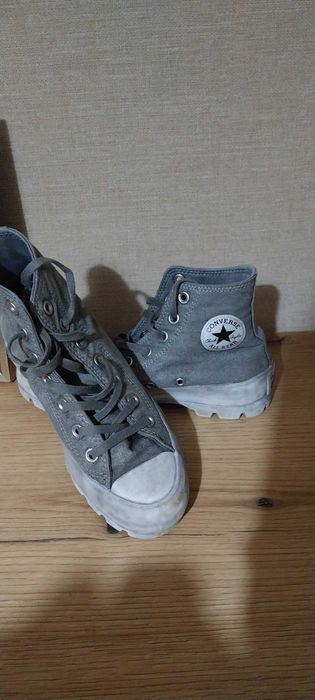 Converse лимитирана серия, неразличими от нови
