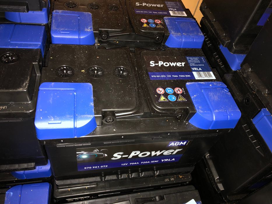 Акумулатор AGM 70Ah ,80Ah,95Ah Чисто-нов!Зимни гуми VW R16